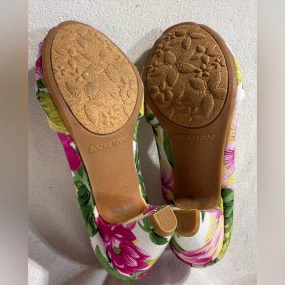 Rocket Dog Vibrant Pink floral open toe shoes Size 7 - Picture 7 of 9